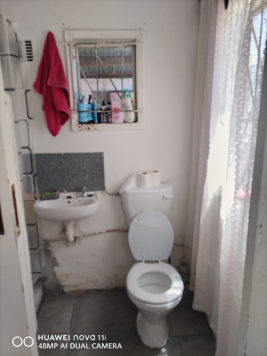 1 Bedroom Property for Sale in Wesbank Western Cape